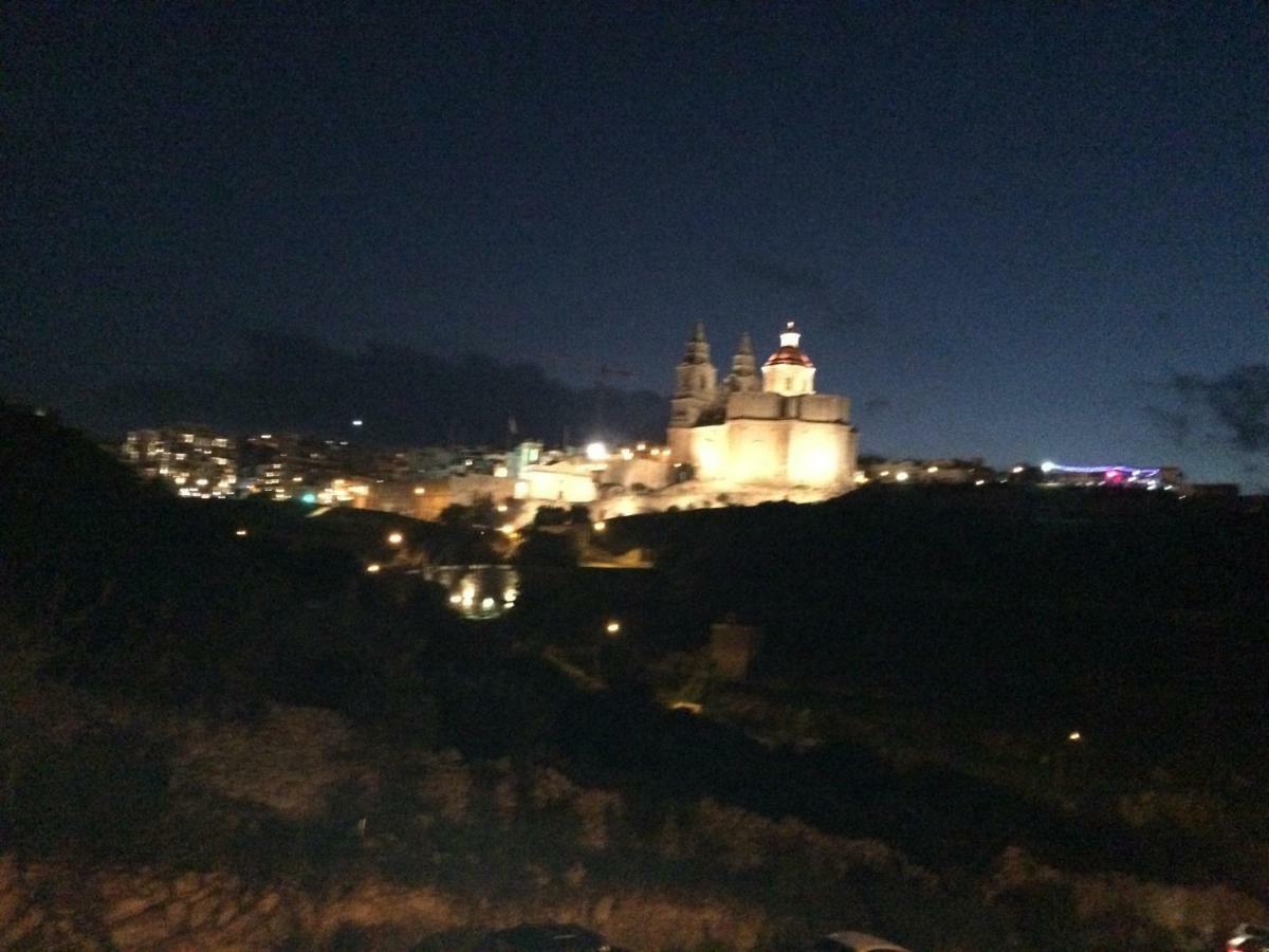 Higlander Apartments Mellieħa Екстериор снимка